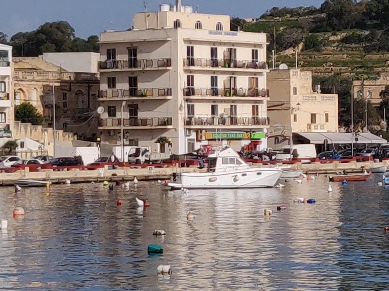 Ferienwohnung Panoramic Penthouse In Marsascala Which Enjoys Sea And Country Views Marsaskala Exterior foto