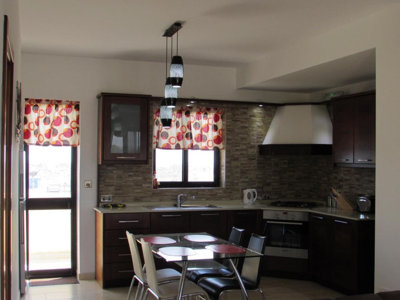 Ferienwohnung Panoramic Penthouse In Marsascala Which Enjoys Sea And Country Views Marsaskala Exterior foto