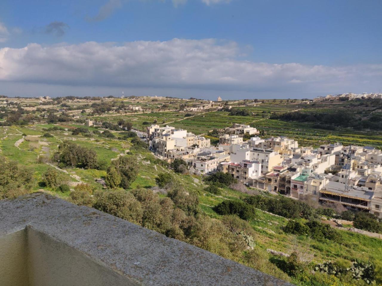 Ferienwohnung Panoramic Penthouse In Marsascala Which Enjoys Sea And Country Views Marsaskala Exterior foto